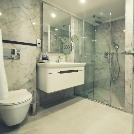 Carrington Gold Tower 3* Kyrenia (Northern Cyprus)