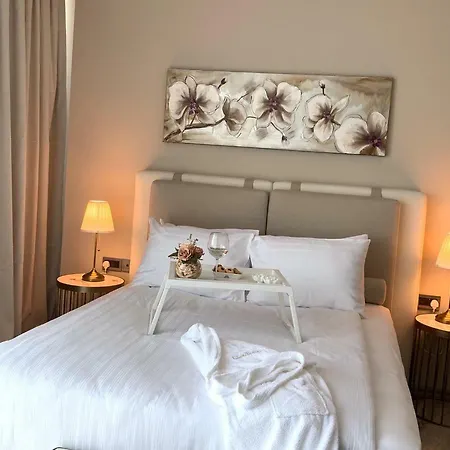 Carrington Gold Tower Hotel 3*