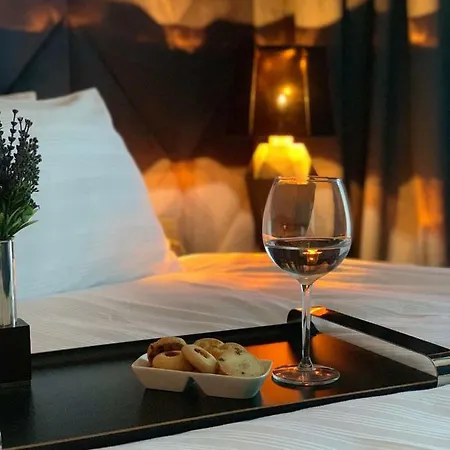 Hotell Carrington Gold Tower 3*