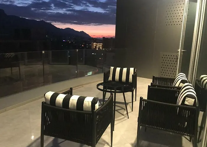 Carrington Gold Tower 3* キレニア