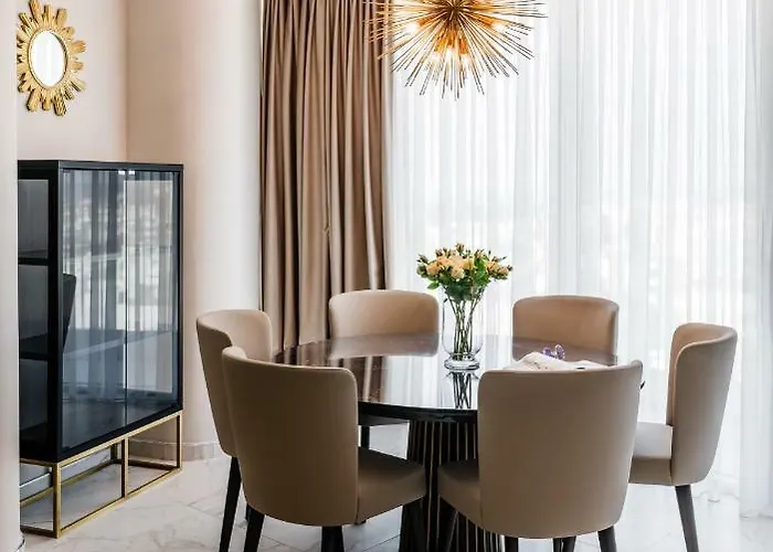 ホテル Carrington Gold Tower キレニア