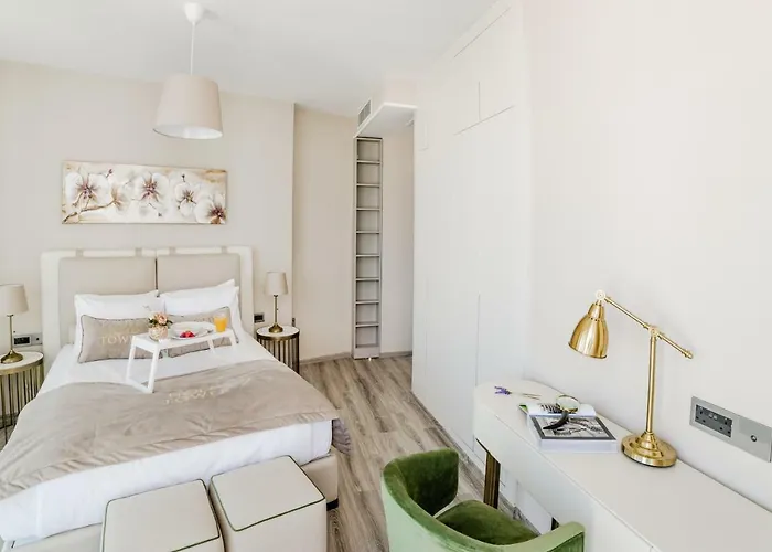 ホテル Carrington Gold Tower キレニア