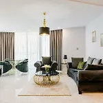 Hotel Carrington Gold Tower 3*