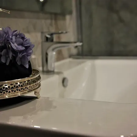 Hotel Carrington Gold Tower 3*