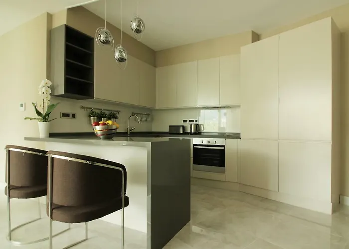 Carrington Gold Tower Hotel 3*