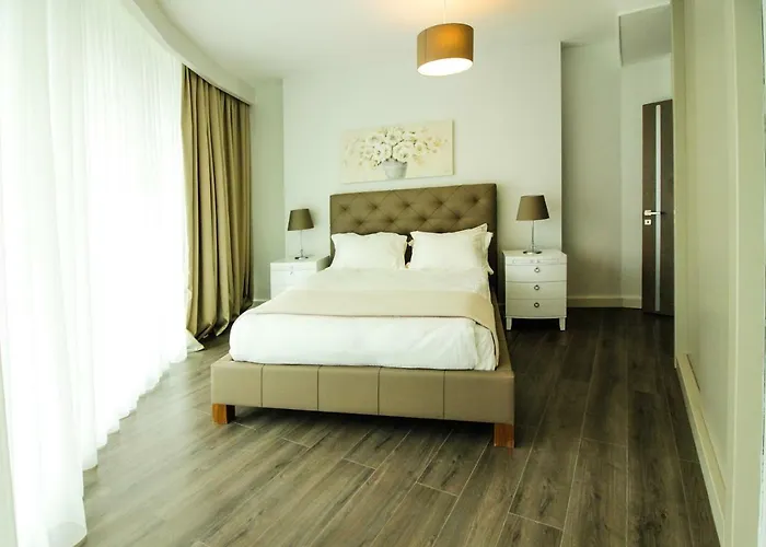 Carrington Gold Tower Hotel 3*