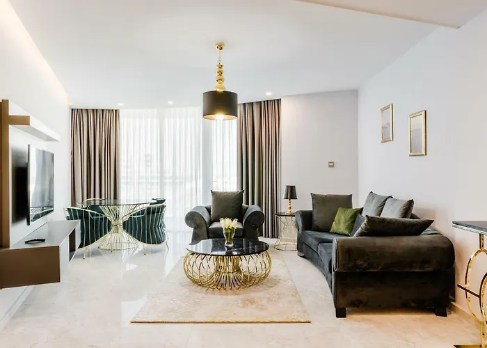 Hotel Carrington Gold Tower 3*