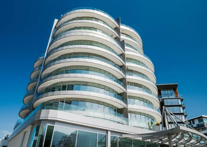 Carrington Gold Tower 3*